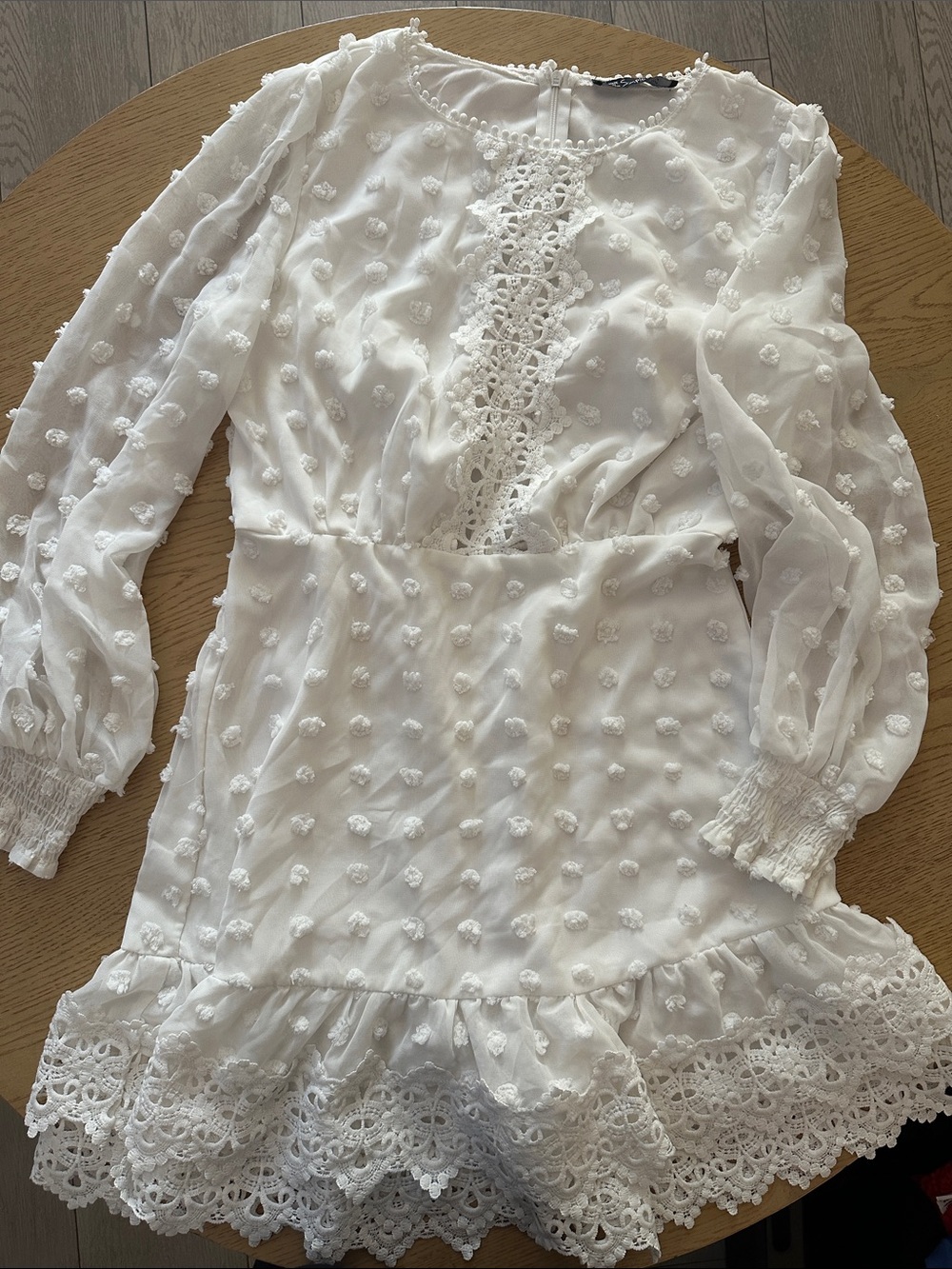 Simple White Swiss Dot Lace-Trim Mini Dress size M